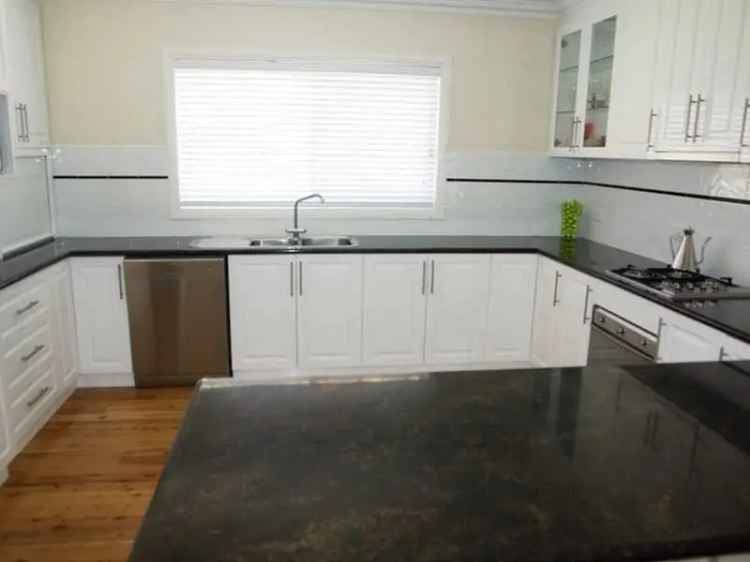 House For Rent in Wagga Wagga City Council, New South Wales