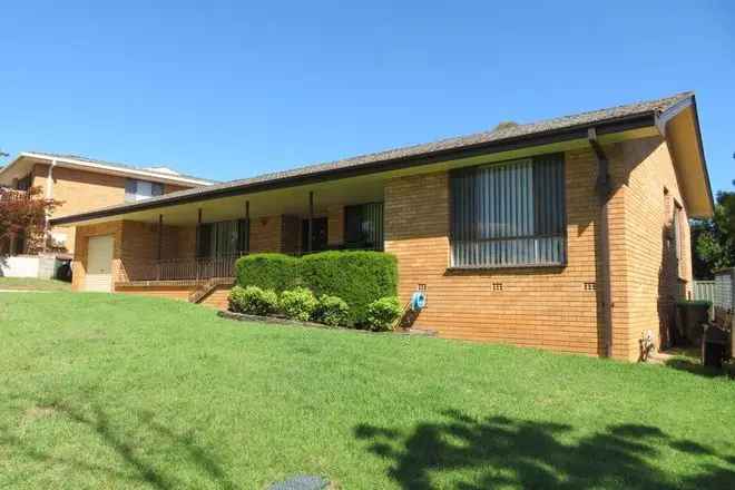 House For Rent in Bathurst, New South Wales