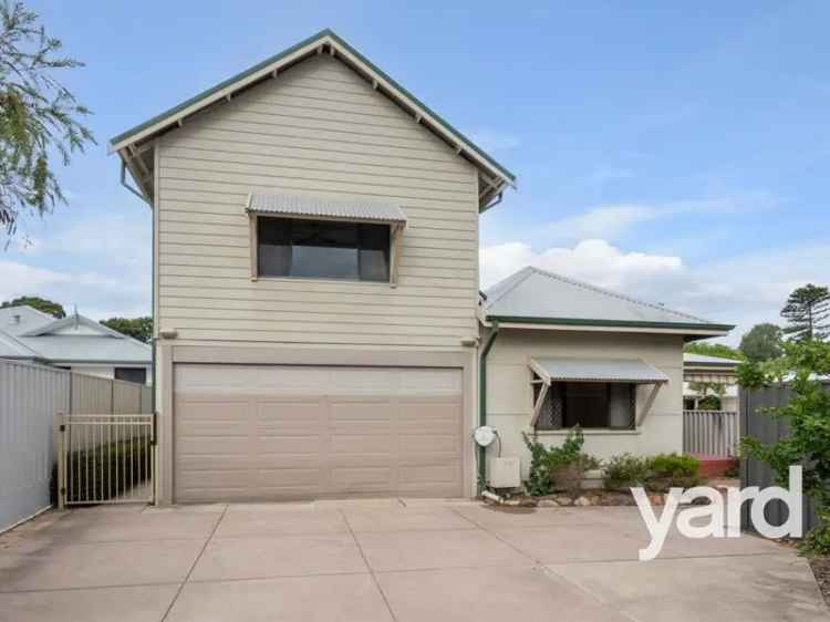 House For Sale in City of Melville, Western Australia