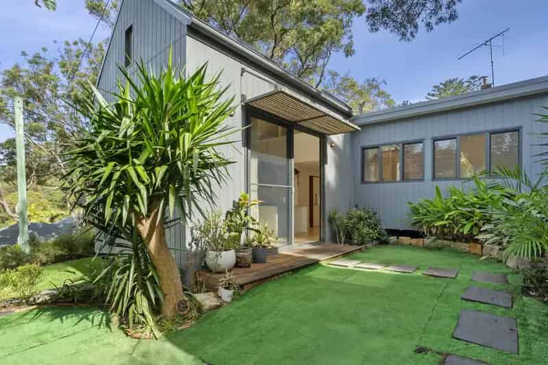 2 rooms studio of 242 m² in Sydney
