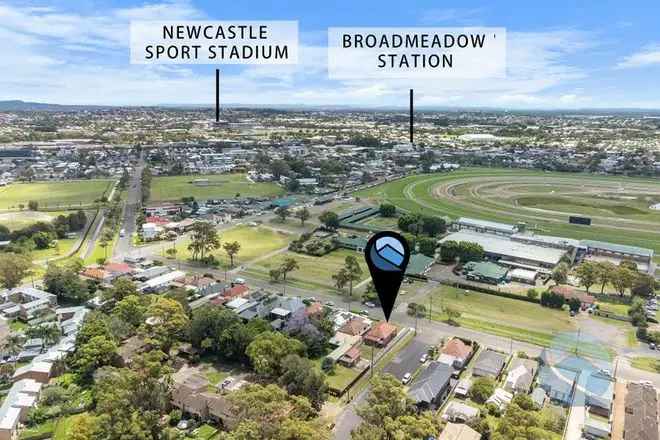 House For Sale in Newcastle-Maitland, New South Wales