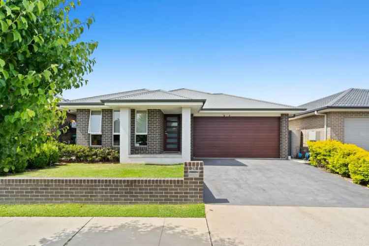 Lease 4 Bedroom House Oran Park with Modern Design and Alfresco Area