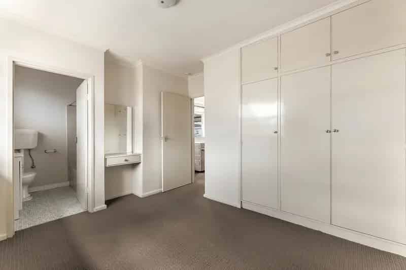 Beautiful One Bedroom Unit