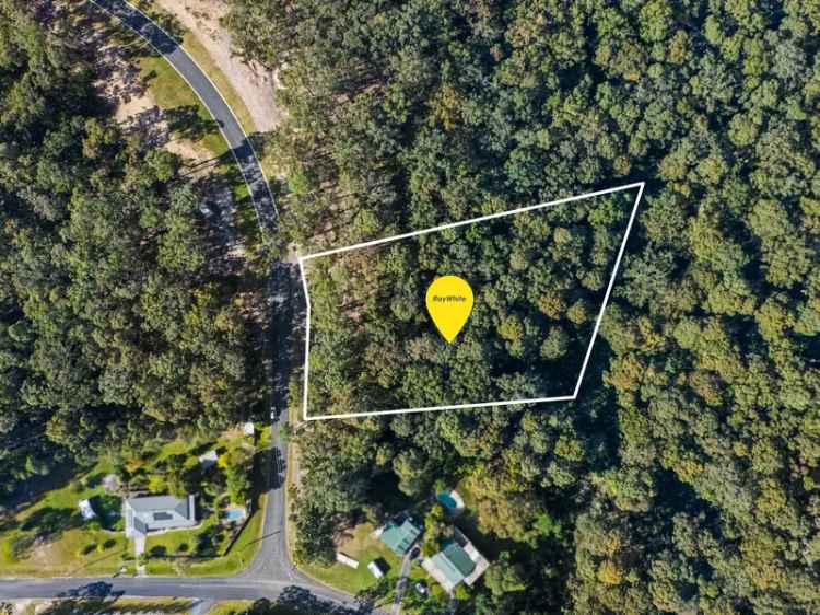 Buy land in Batemans Bay with 4 acres of serene bushland