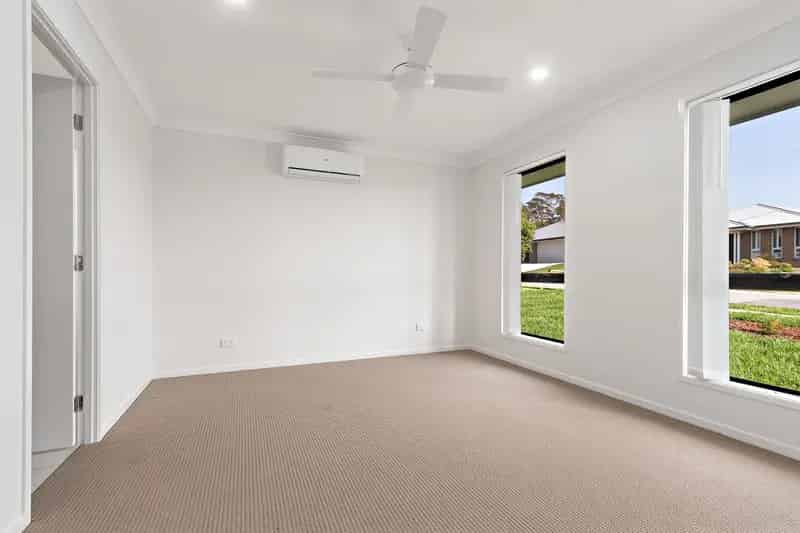 Real Estate For Lease - 6 Gullane Close - Heddon Greta , NSW
