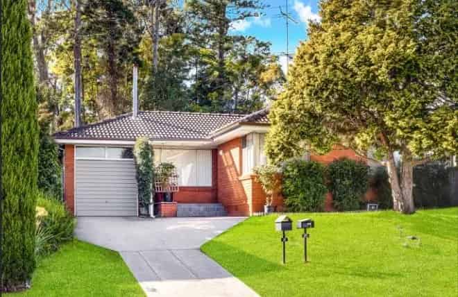 For Lease Three Bedroom Home in Baulkham Hills with Modern Features