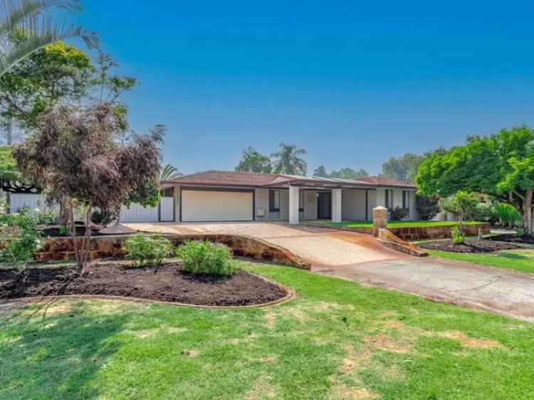 House For Sale in City of Canning, Western Australia