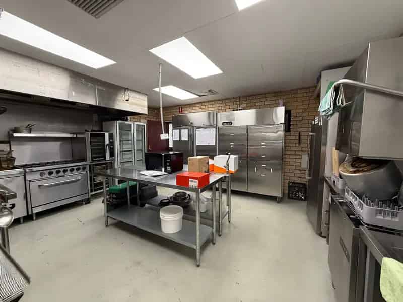11/9 Midhurst Avenue, Christie Downs SA 5164 - Retail For Lease