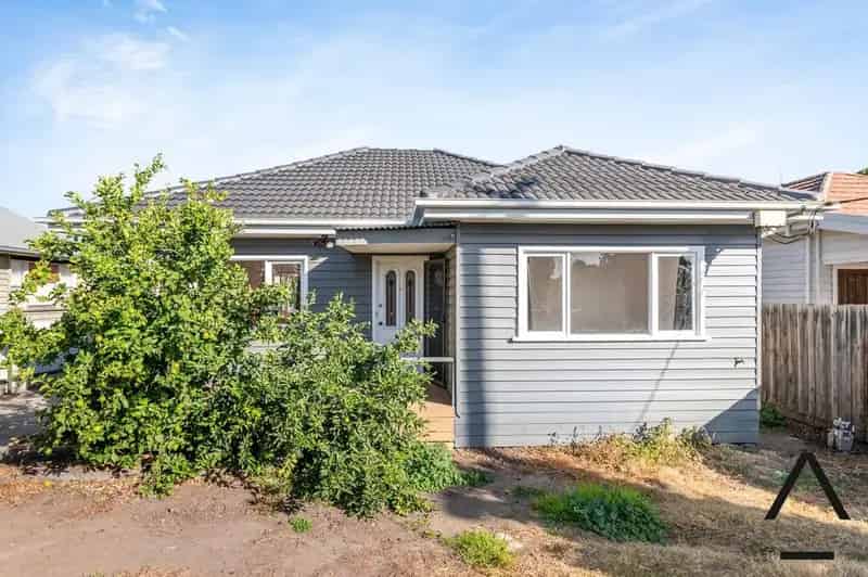 House For Lease - 63 Raleigh Road, Maribyrnong VIC 3032