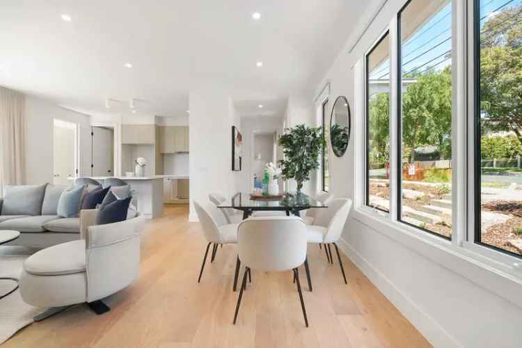 House For Sale in Melbourne, Victoria