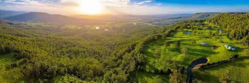 Buy rural property in Tamborine Mountain with extensive features
