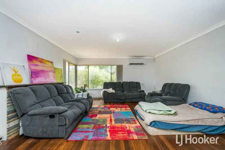 House For Sale in City of Gosnells, Western Australia