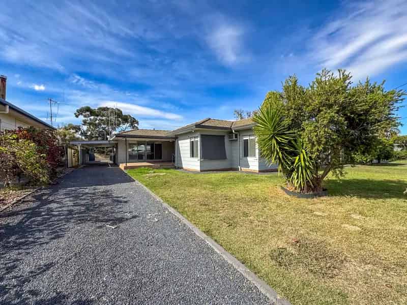 21 Gloucester Street, Forbes NSW 2871 - House For Sale