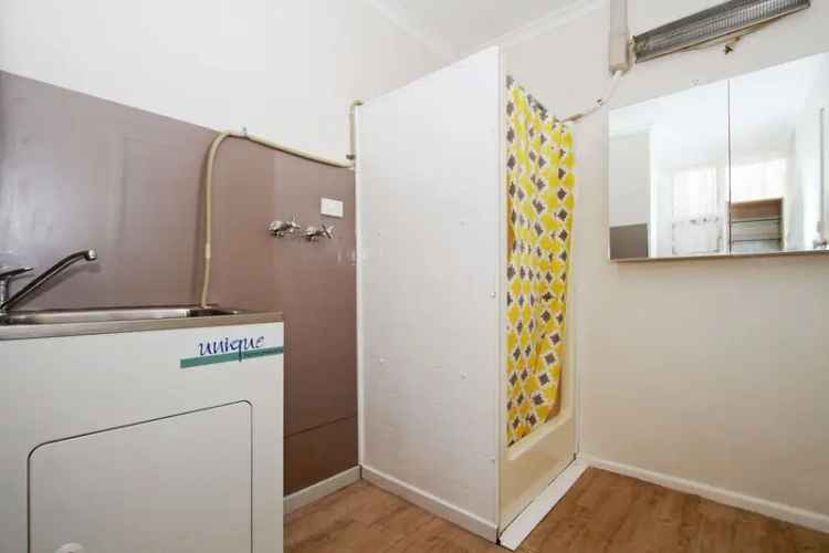 2 rooms apartment of 153 m² in Melbourne