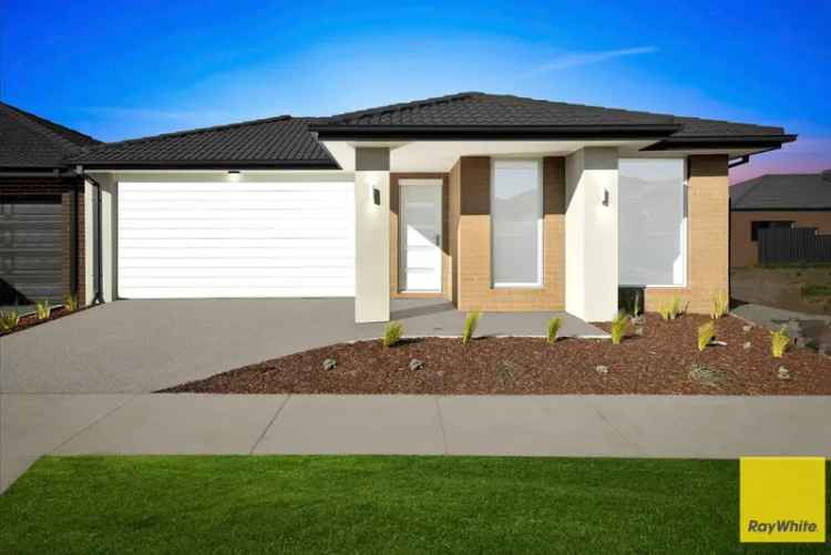 STUNNING BRAND NEW FAMILY HOME FOR RENT !!