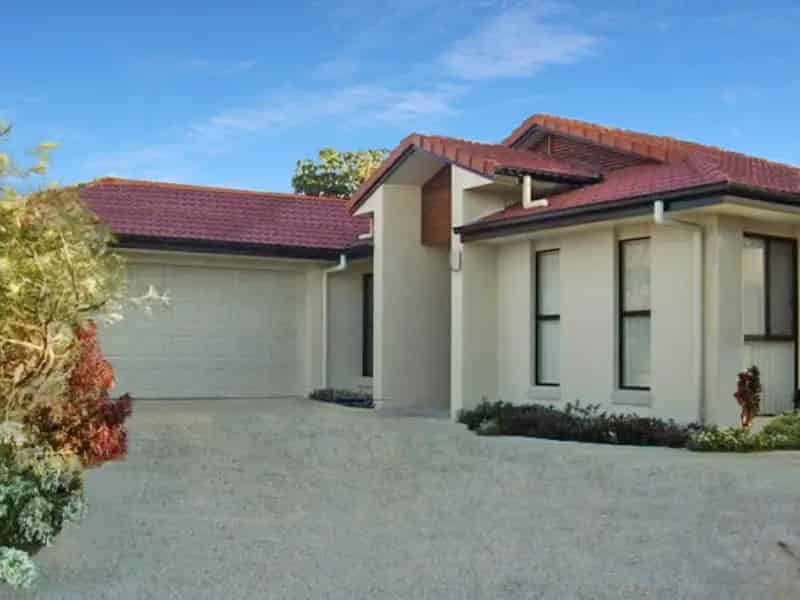 Rent spacious family home in Bankisa Beach with modern features