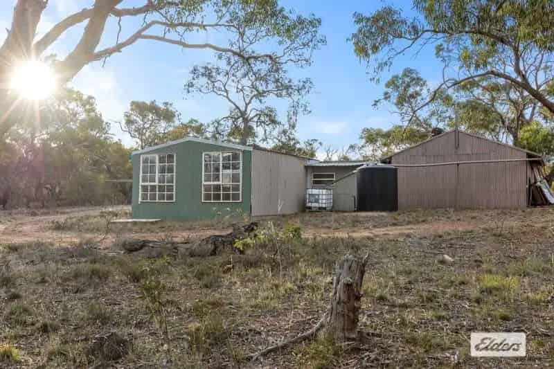 Buy Country Hideaway 50 Acres Near Stawell with Bushland Features