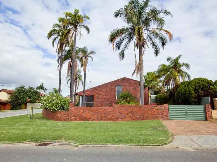 House For Rent in City of Melville, Western Australia