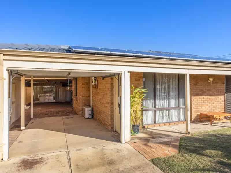 House For Sale , City Of Kalamunda, Western Australia