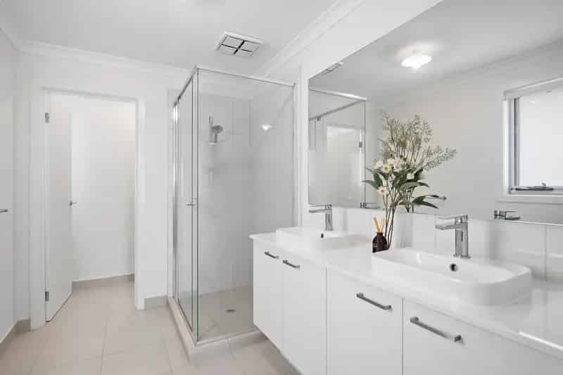 House For Sale , 32, Otterham Way, Melbourne, Victoria