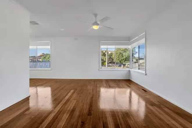 House For Rent , 5, Roseland Crescent, Melbourne, Victoria