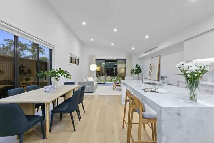 Townhouse For Sale - 32b Corrigan Avenue, Brooklyn VIC 3012
