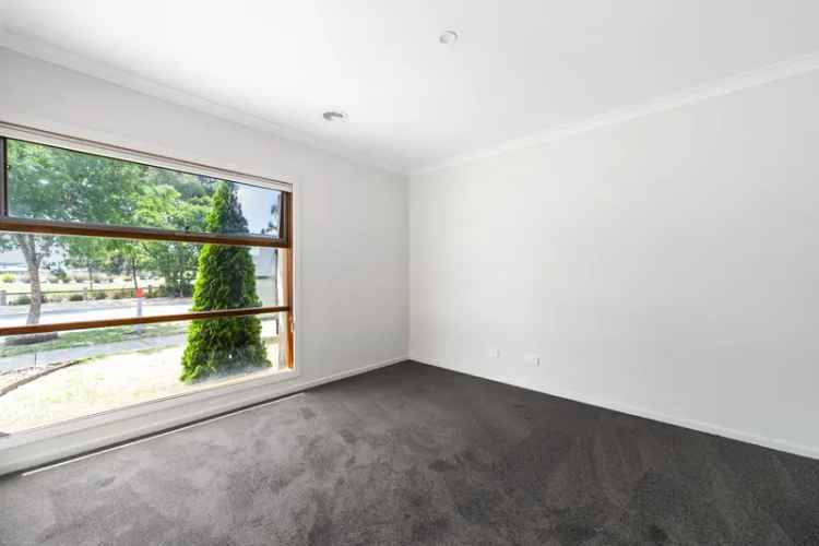 4 Bed 2 Bath House for Lease in Beveridge VIC