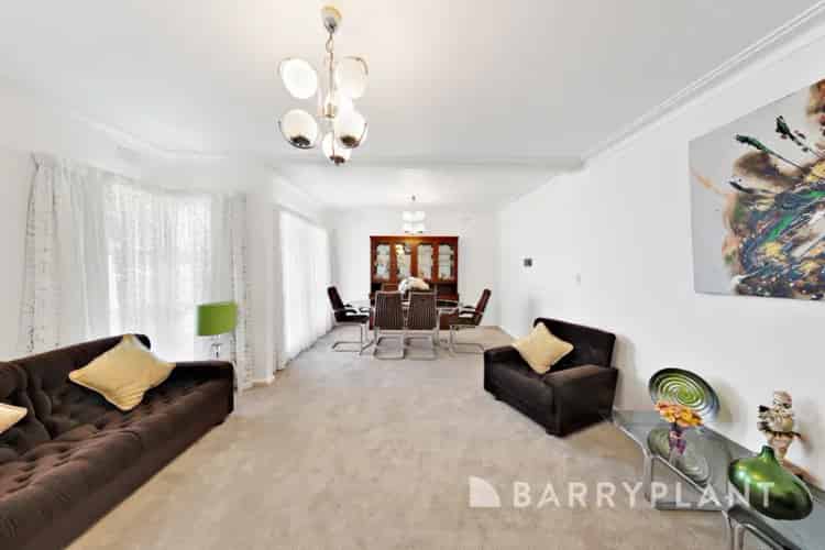 Spacious 5-Bedroom Family Home with Dual Living Areas 