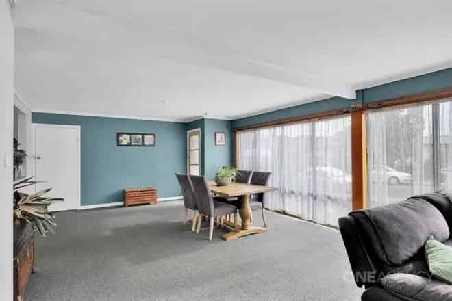 House For Sale , 12, Van Diemens Crescent, Burnie, Tasmania