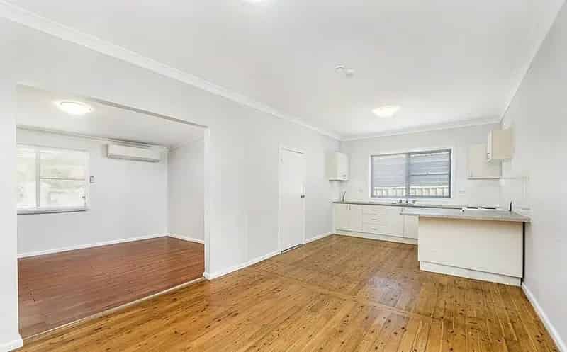 Real Estate For Lease - 11 Glenlake Avenue - Toukley , NSW