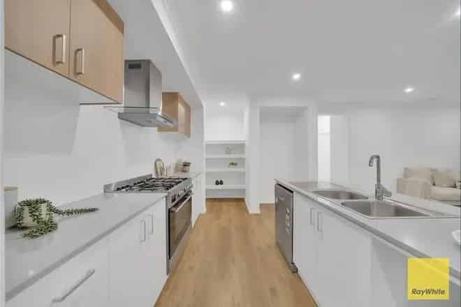 House For Rent , 89, Maradona Boulevard, Melbourne, Victoria