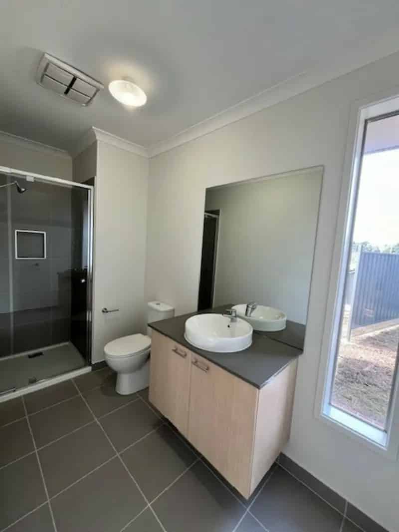 House For Rent , 12, Holman Road, Kilmore, Victoria