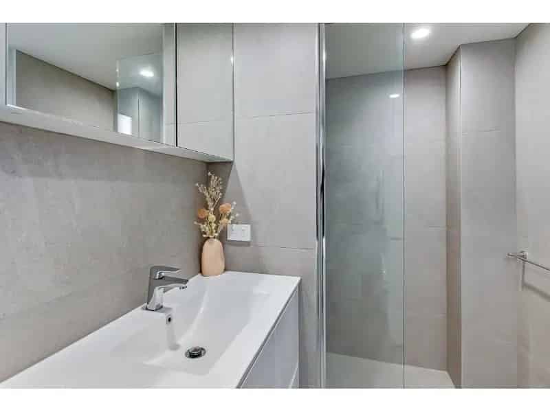 Fully Furnished Inner City Apartment