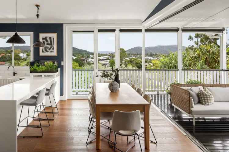 Modern Queensland Living in the Heart of Bardon