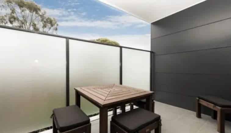 2 rooms house of 154 m² in Melbourne