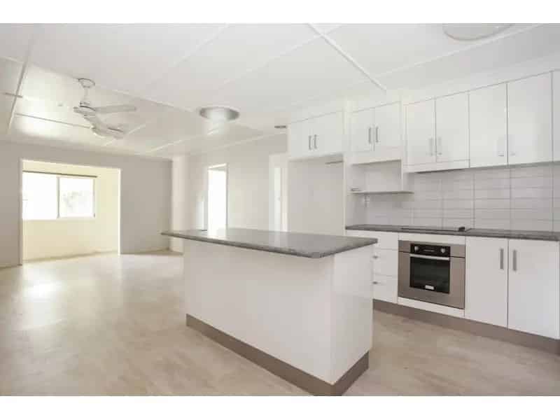 Walking Distance To Base Hospital!