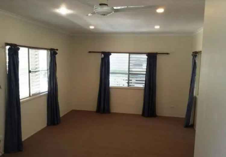 3 Bedroom House for Lease in Moranbah QLD