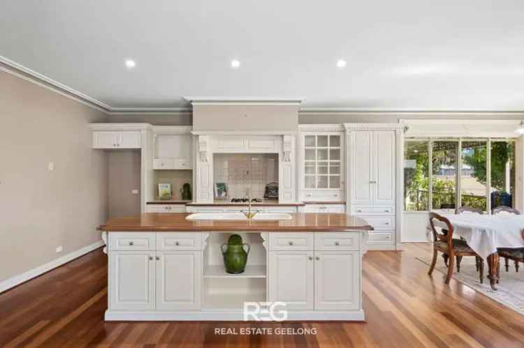 Buy Rural Property on Bellarine Peninsula with Luxury Features