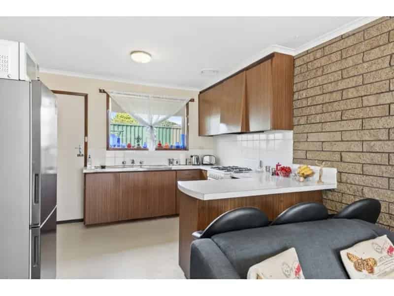 Conveniently Located 1-Bedroom Unit