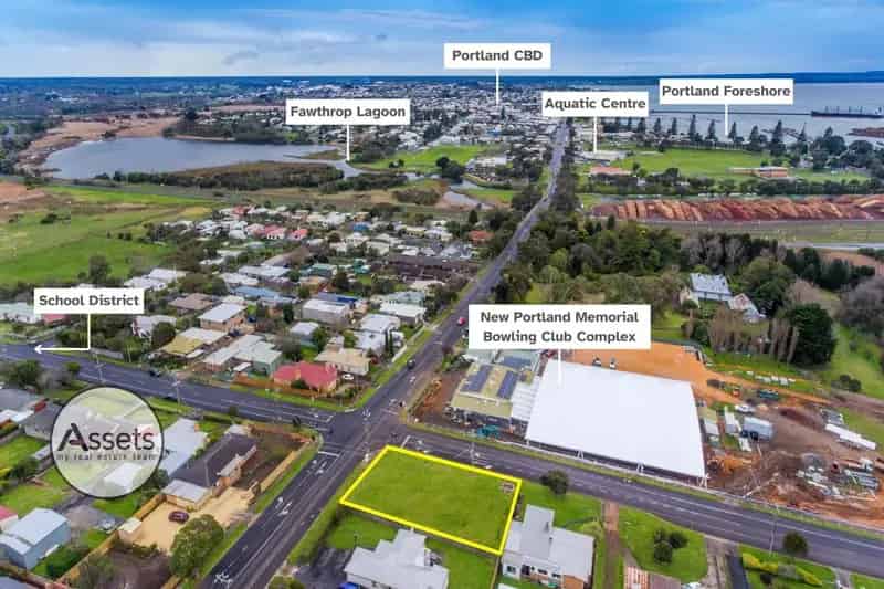Buy land corner block with elevated views near town centre