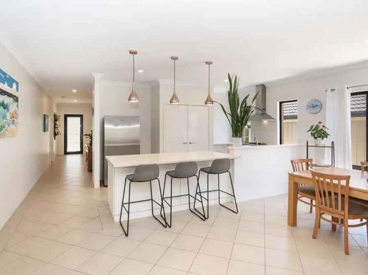 House For Sale in Dunsborough, Western Australia