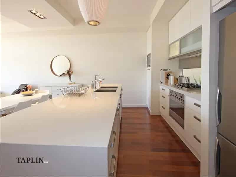Fully Furnished Townhouse!