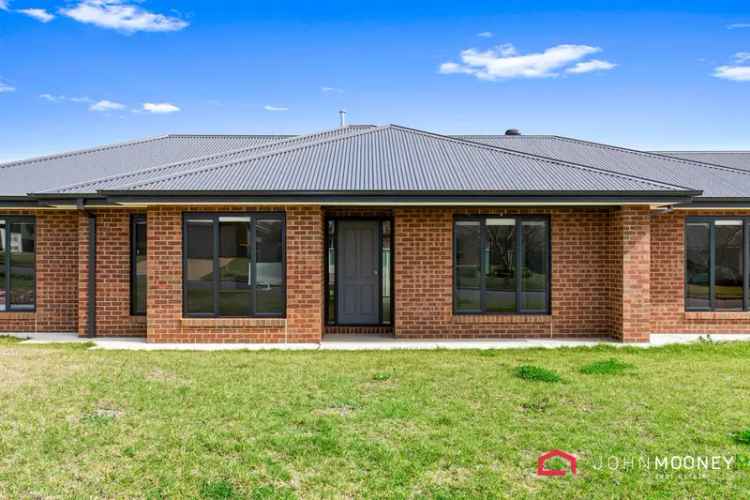 House For Rent in Wagga Wagga City Council, New South Wales