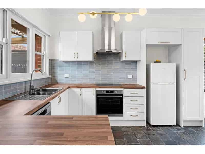 Charming And Spacious Rental Home- Perfect For Comfortable Living