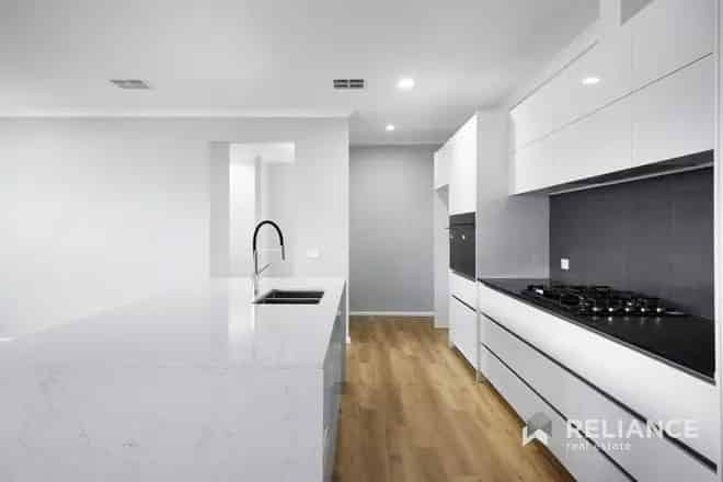 House For Rent , 33, Ornament Avenue, Melbourne, Victoria