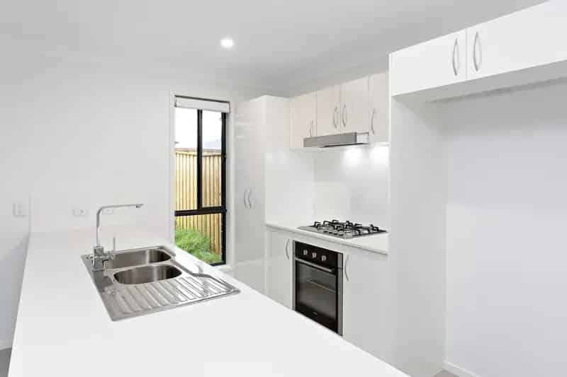 Real Estate For Lease - 6 Tumpoa Street - Fletcher , NSW