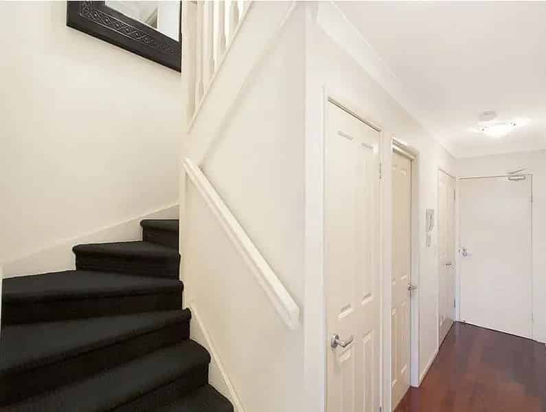 Rent Two Bedroom Apartment in Brisbane City with Stunning Views