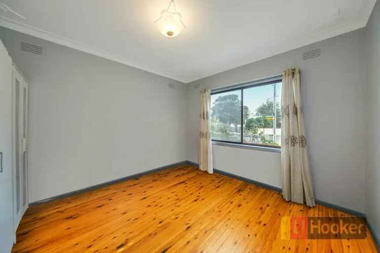 House For Sale in Melbourne, Victoria