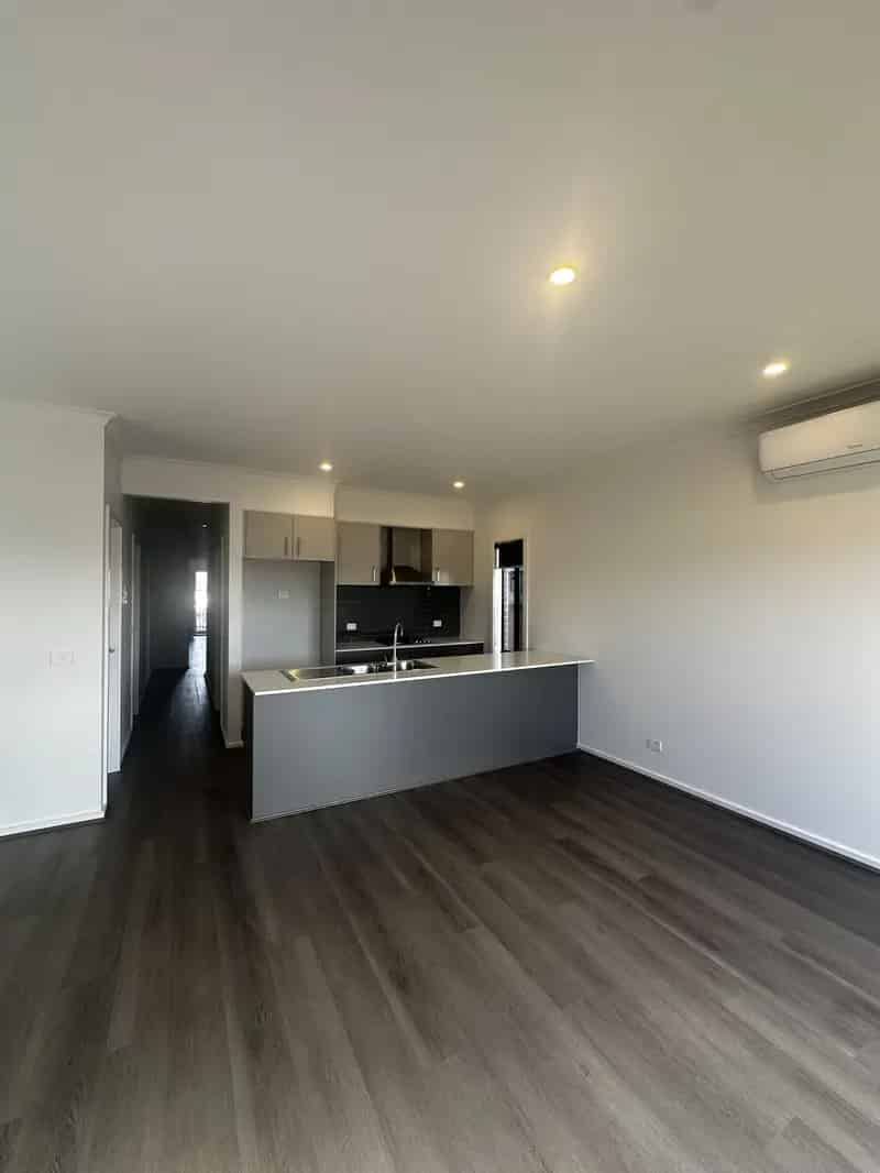 3 bedroom house in Rockbank