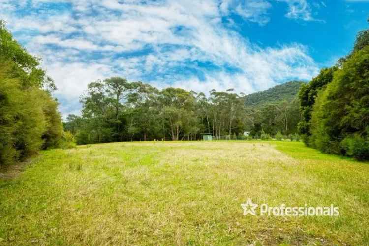 8 Acres Yarra River Getaway Near Marysville